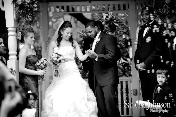 Best The Courtyard at Lake Lucerne Wedding photographer - Sandra Johnson (SJFoto.com)
